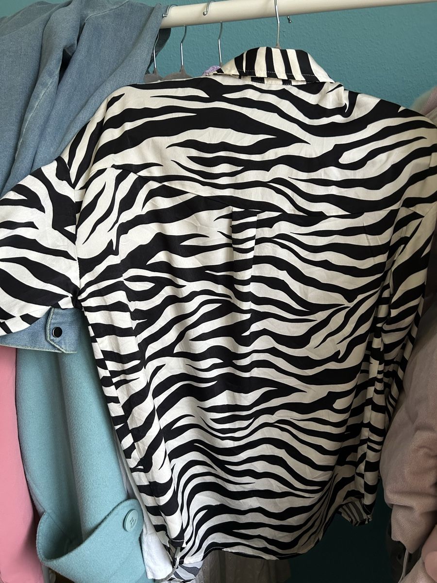 Camicette: Zebra Print Shirt – Nuovo (secondo la descrizione) da Zürich venduto da Mmmico 4