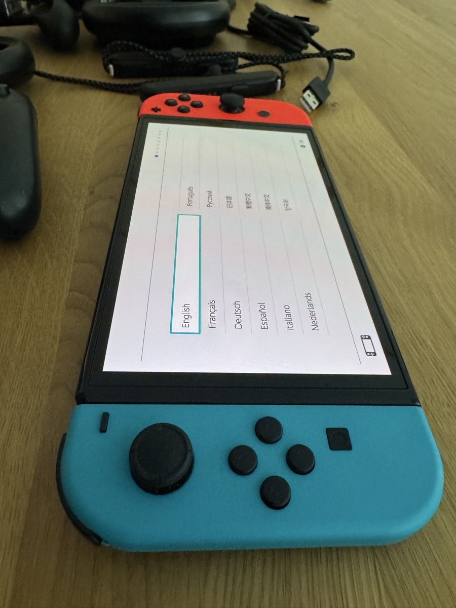 Nintendo Konsolen: Nintendo Switch OLED - Docking Station, Controller, Spiele – Gebraucht aus Steinhausen von Jo_sy 1