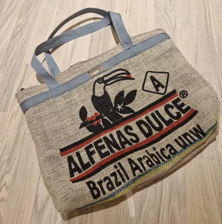 Sac cabas artisanal en toile de jute recyclée – Upcycling