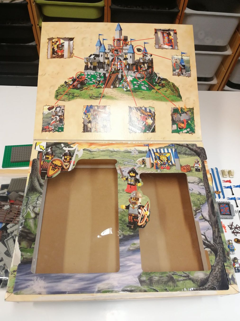 Lego Spielzeuge: Lego 6098 King Leo's Castle OVP – Gebraucht aus Sils im Domleschg von AMAG_AUDI_ZH 5