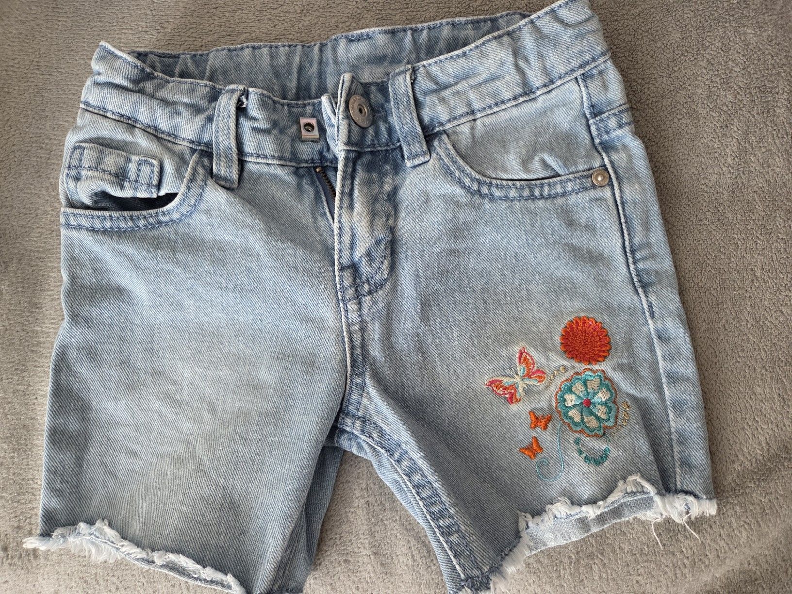 Pantaloni: Shorts Grösse 104 – Usato da Aarburg venduto da augenschmaus8