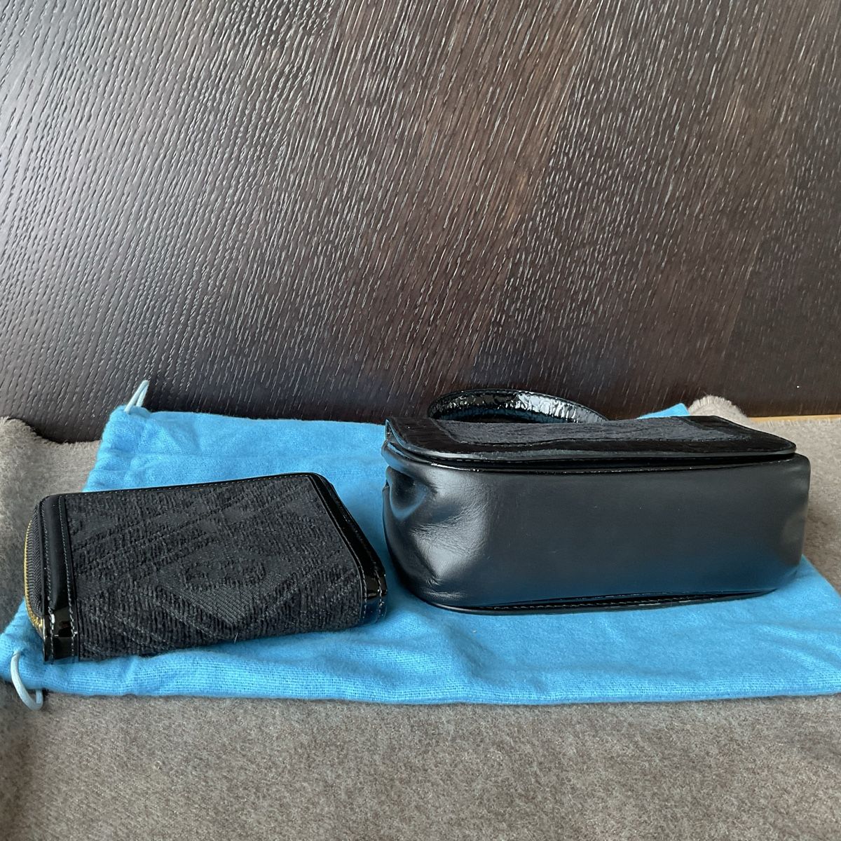 Escada Borse da donna: Escada Handbag Set Black Leather Gold Details Chic – Nuovo (secondo la descrizione) da Bäch SZ venduto da ValentinaKH 4