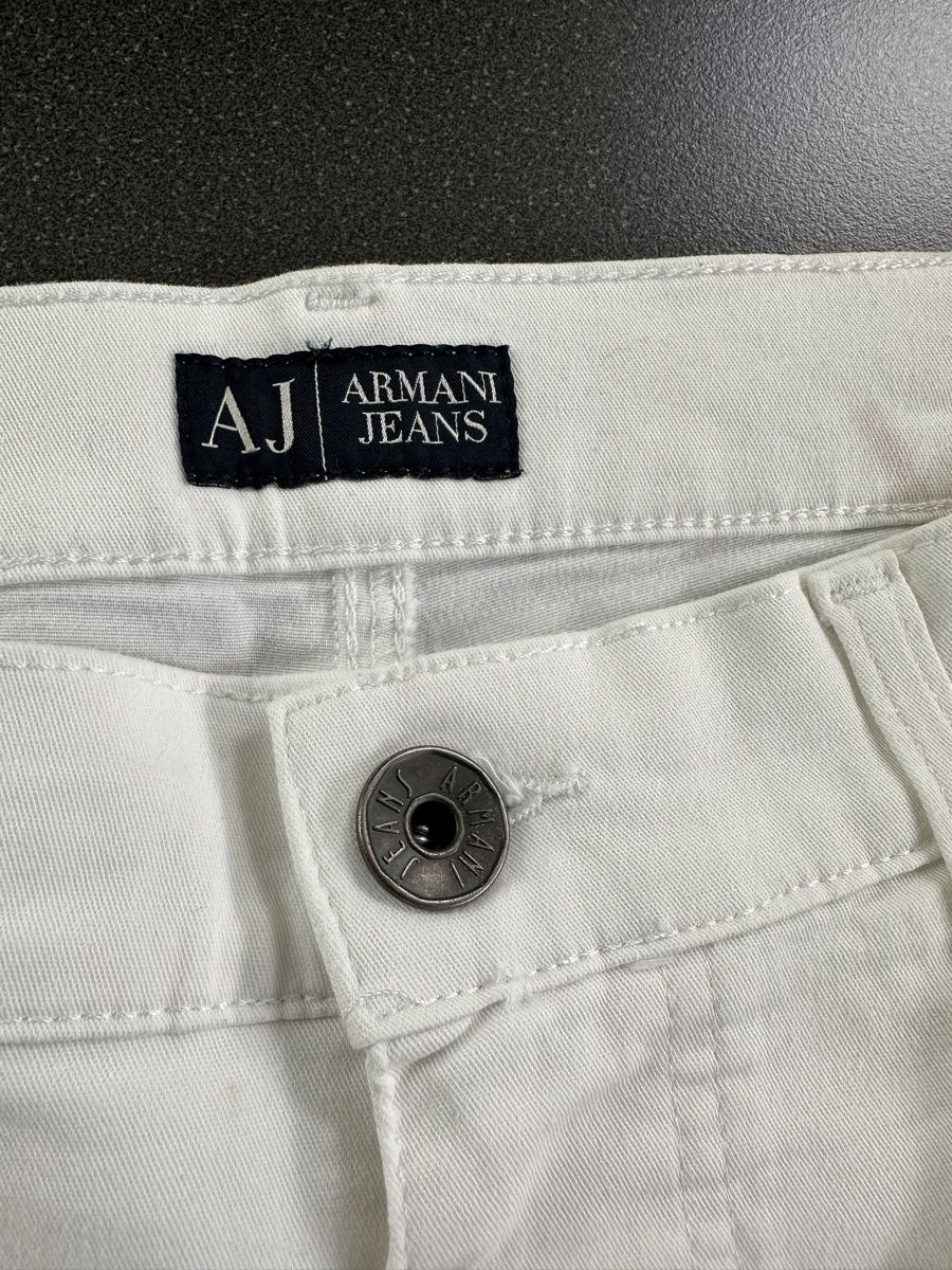 Armani Jeans: Armani Jeans – Usato da Reinach BL venduto da Tropic_Paradise 1