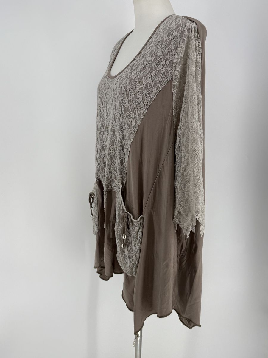 T-shirt: Shirt mit Spitze Gr. 48/50 – Usato da Auenstein venduto da moin. 1