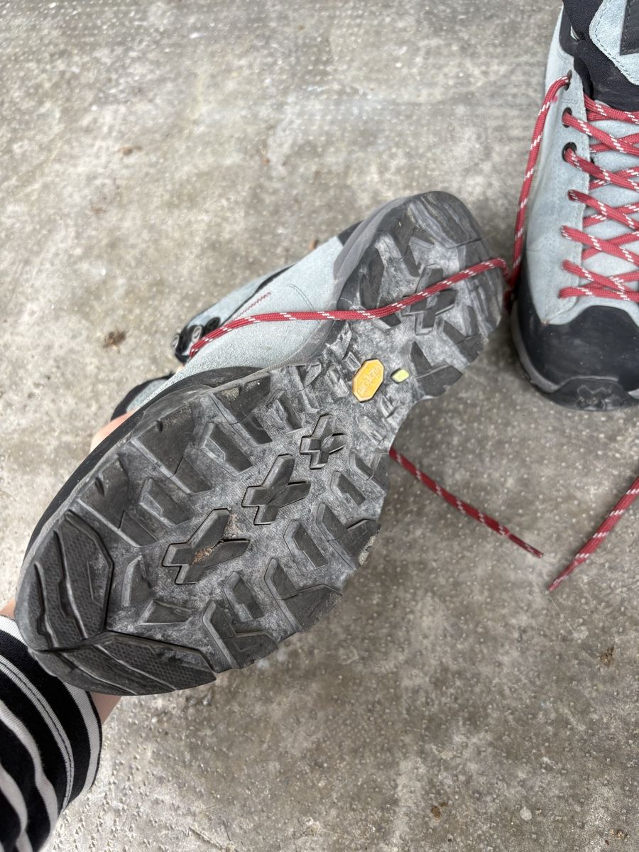 Scarpa Scarpe da uomo: Scarpa Schuhe 38.5 – Usato da Basel venduto da ter_9pt7 1
