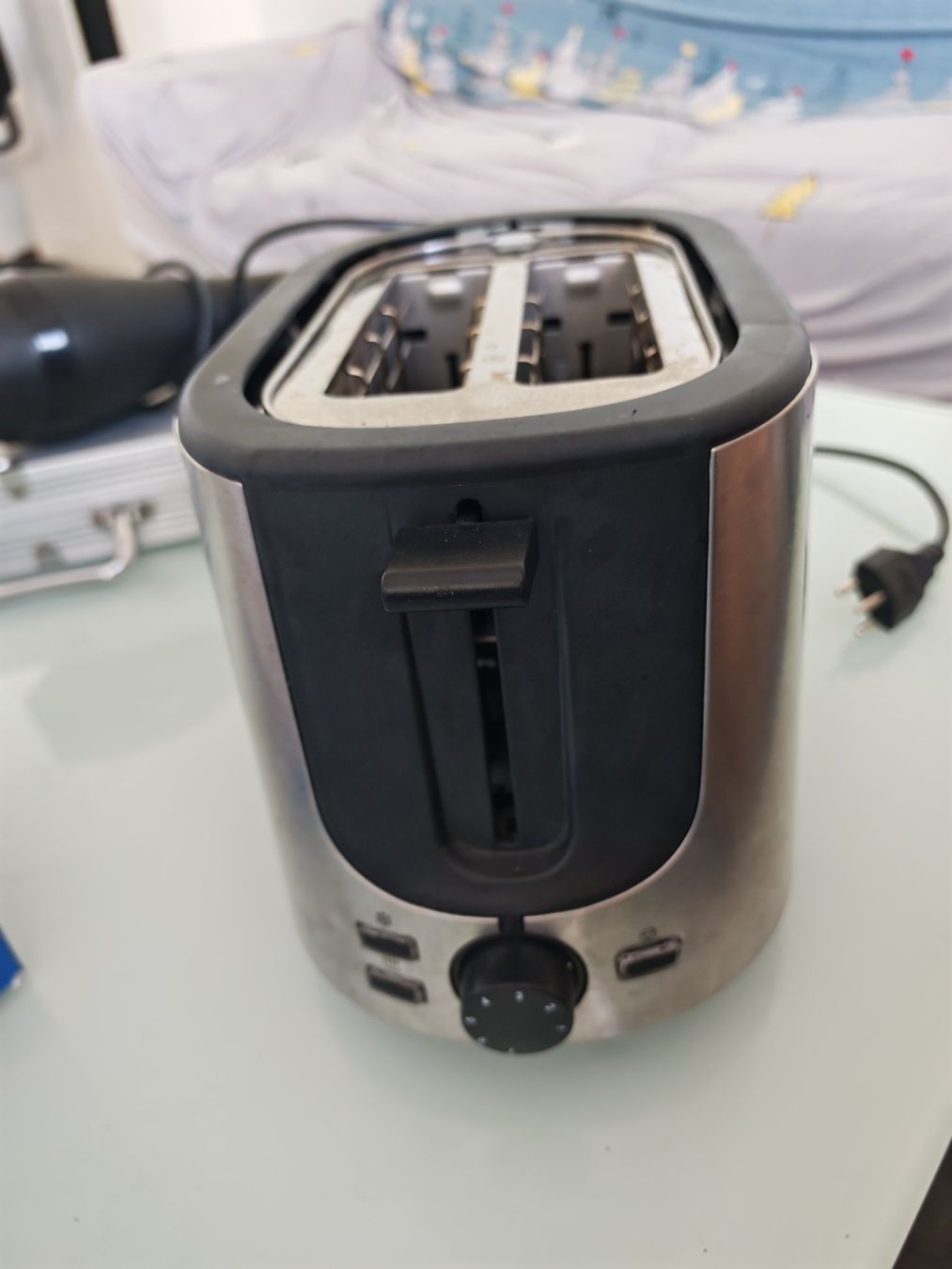 Küchengeräte: KOENIG Basic Line Toaster mit Brötchenaufsatz – Gebraucht aus Dübendorf von han_n5ph