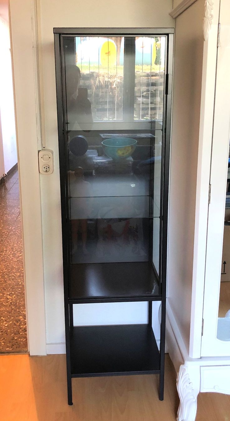 Ikea Vitrinen: Vitrine (Abholung in Stäfa) – Gebraucht aus Rüti ZH von Jasna89 1