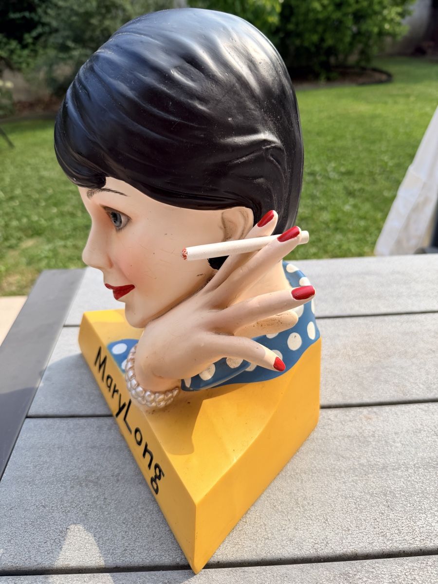 Statuette: Vintage  – Usato da Veyrier venduto da Colgate66 1