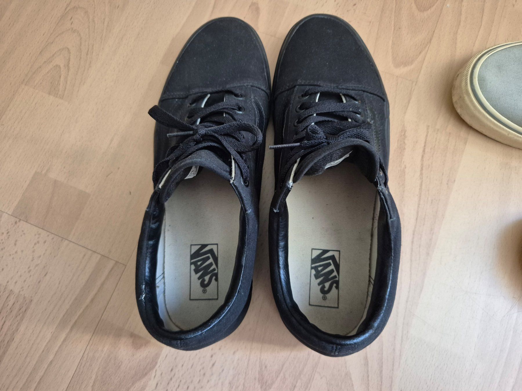 Vans Scarpe da uomo: Schuhe Sneaker Vans Old Skool Turnschuhe Gr. 45 – Usato da Schaffhausen venduto da pfanis09 6