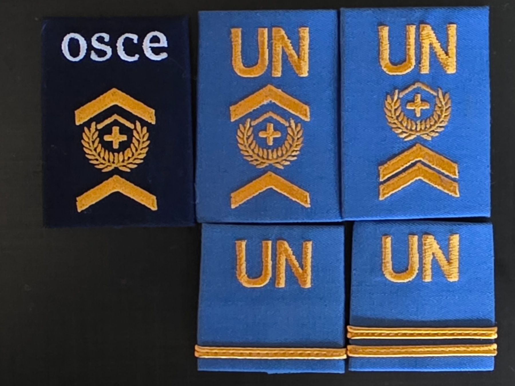 Schweizer Armee Placchette & Badge: 5x Grade UNO/ OSCE neu Original – Nuovo (secondo la descrizione) da Nyon venduto da freetoys08