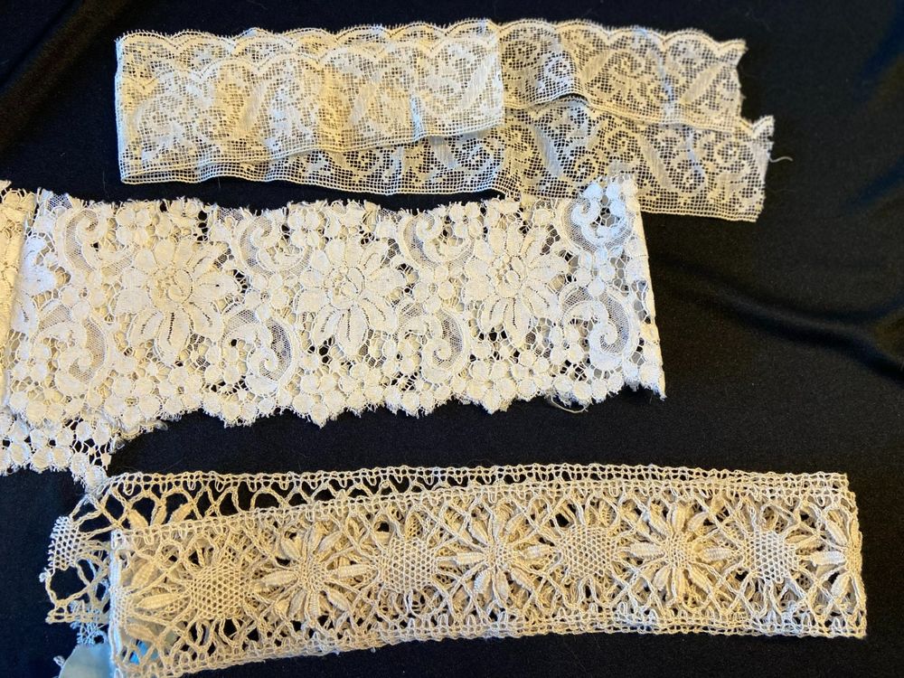 Lot De Dentelles Anciennes – Pour Travaux Créatifs Et Couture