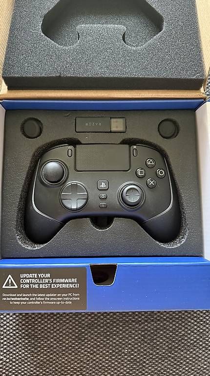 Razer Manettes: Razer WOLVERINE V2 PRO – Neuf (Voir description) à Locarno par ari_bdr7 1