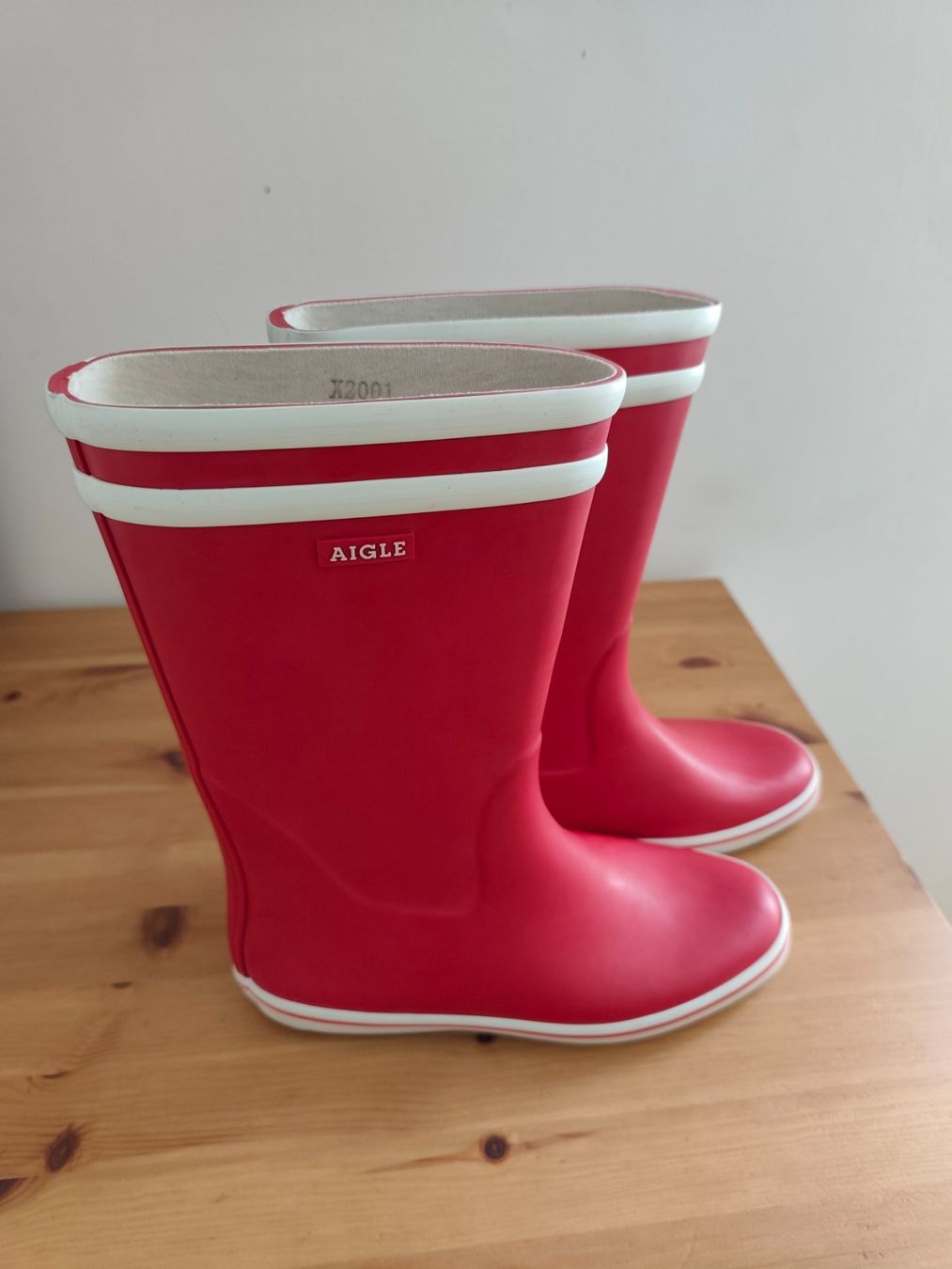 Scarpe da donna: Aigle Gummistiefel in rot, Grösse 39 – Nuovo (secondo la descrizione) da Rheineck venduto da Polcadot 1
