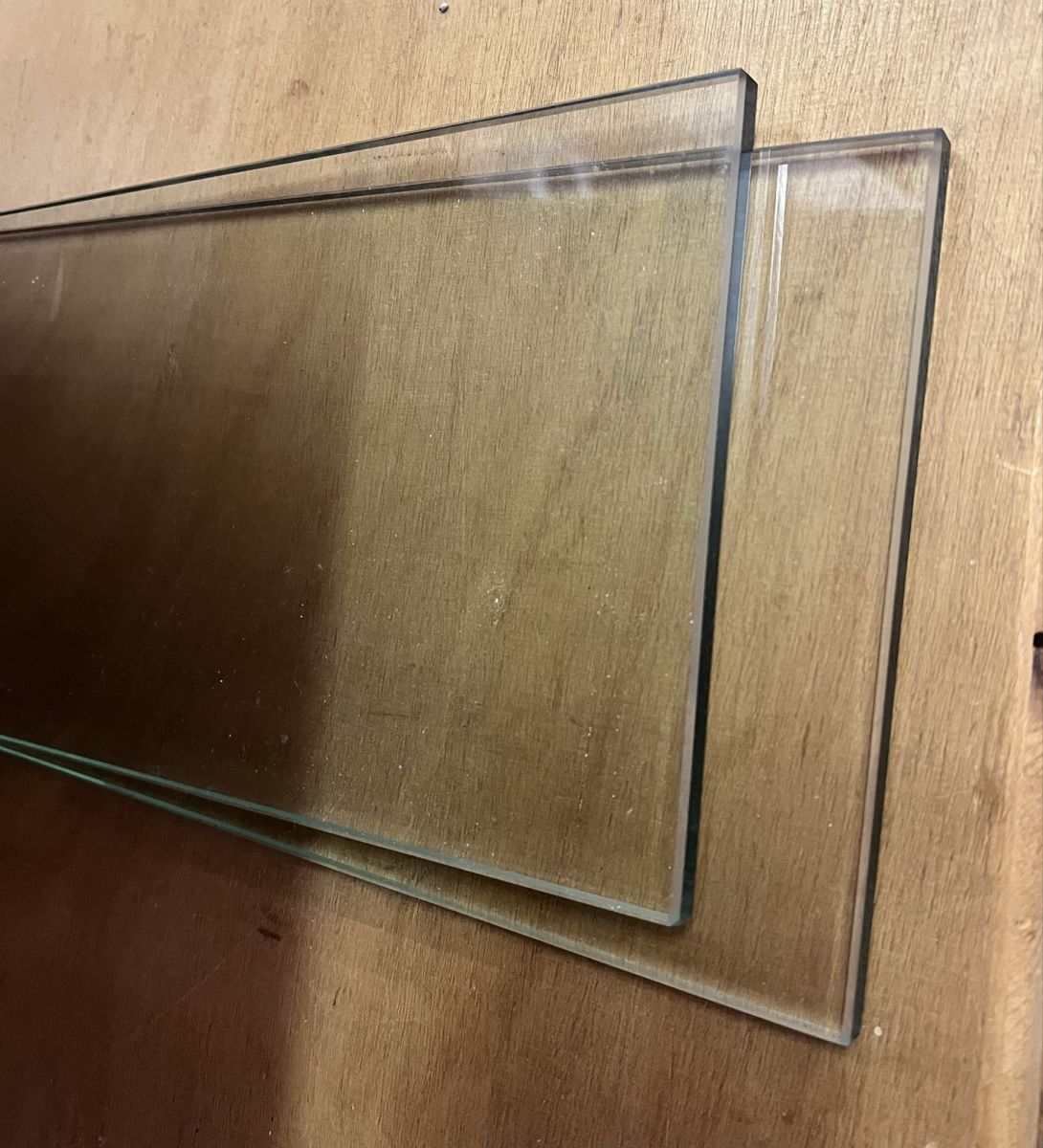 Vetrine: Schaukasten, Wandvitrine. Massive Bauart. – Usato da Sevelen venduto da Ritiplampi 3