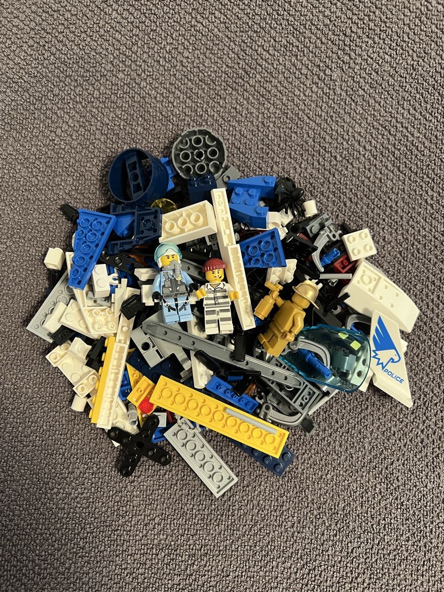 Lego Baukästen: Lego City 60207 Polizei Drohnenjagd – Gebraucht aus Zürich von Sylvia77 3