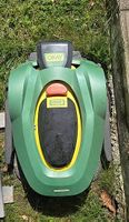 Robot tondeuse automatique OKAY - Set complet - Comme neuf!