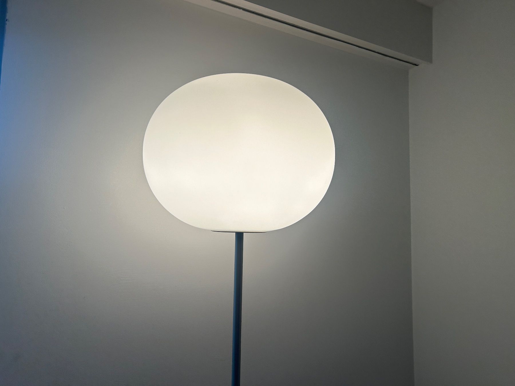 Lampade: FLOS Glo-Ball Floor 3 Designer Stehlampe – Usato da Regensdorf venduto da Spyke55 2