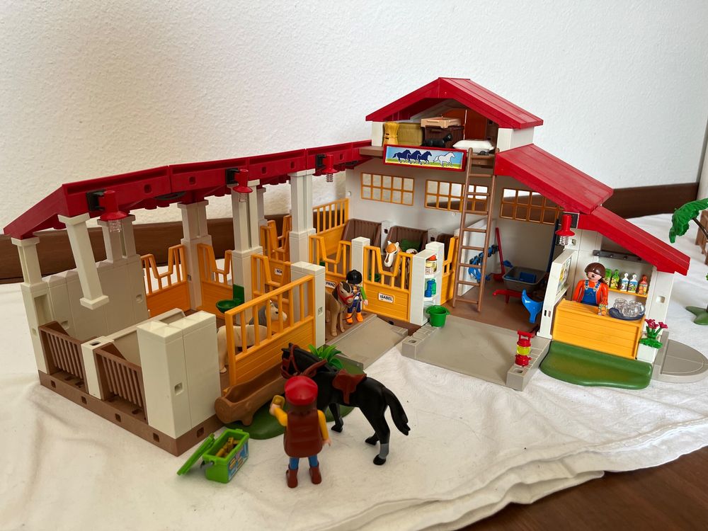 Der PLAYMOBIL Reiterhof mit Erweiterung: Ein Paradies für kleine Pferdefreunde!