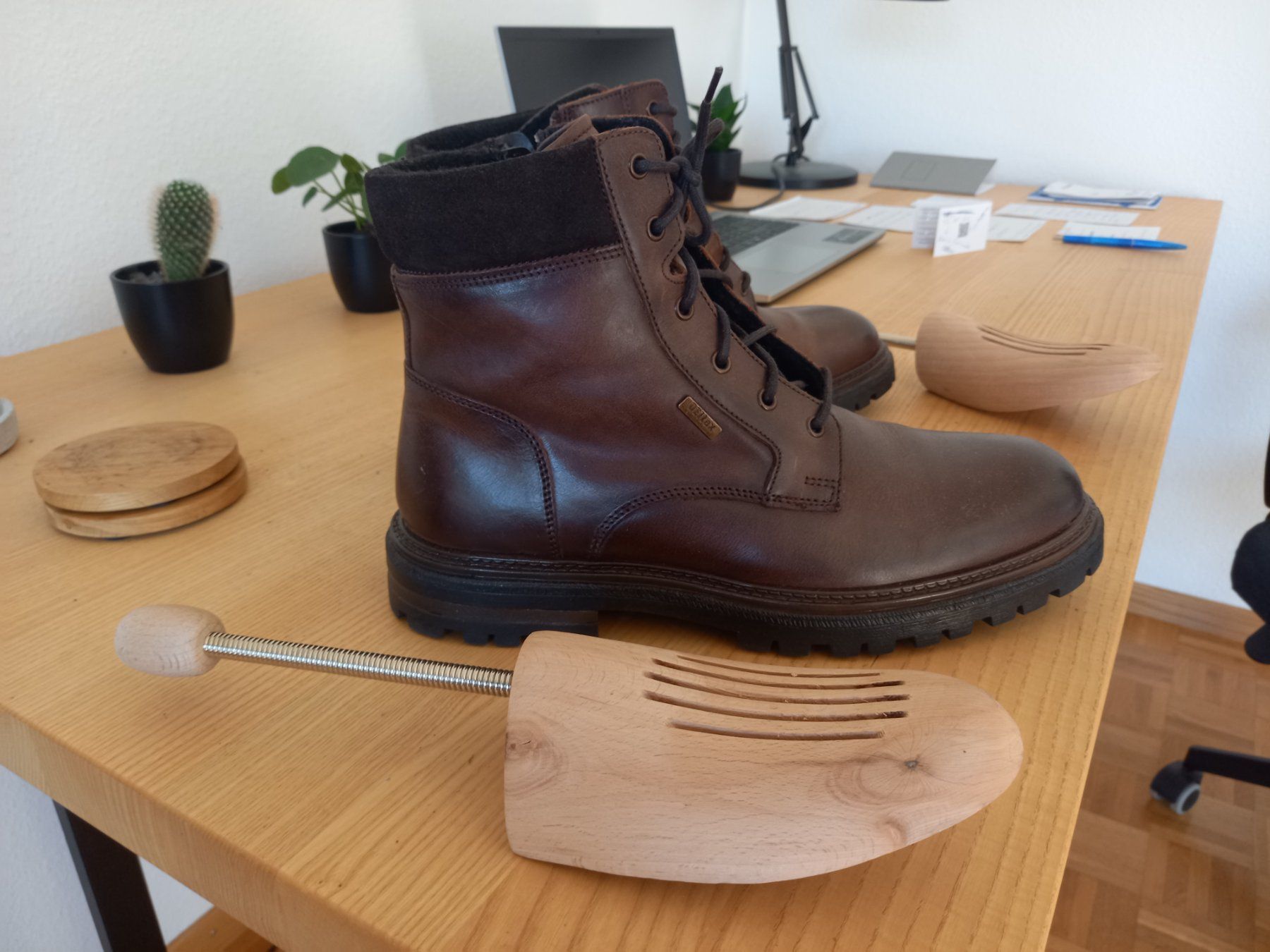 Scarpe da uomo: Braune Echt-Leder Schuhe inklusive Schuhspanner – Usato da Baar venduto da Unknow_psyman 3