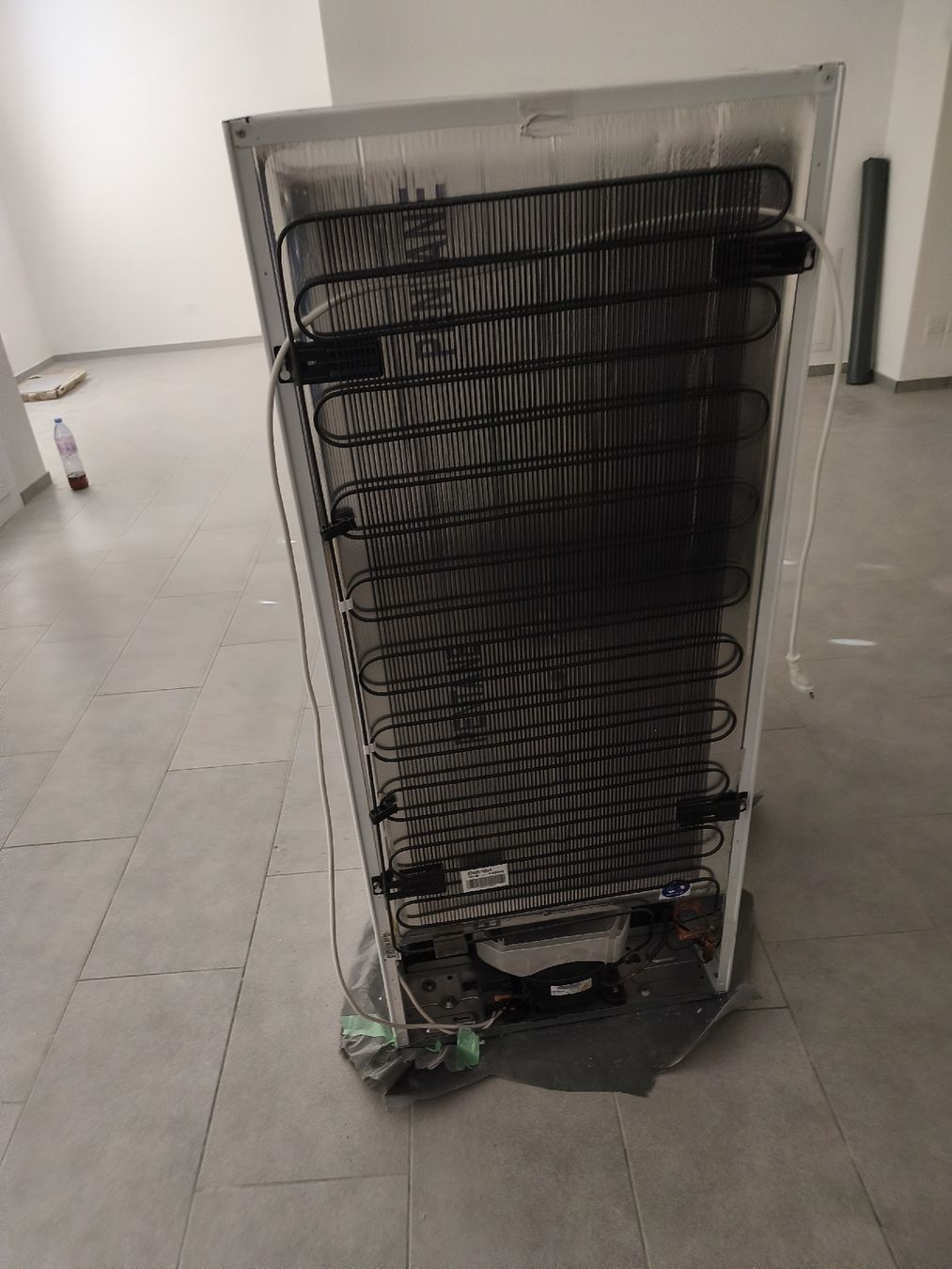 Kühlschrank: Electrolux Kuehlgefrierkombination frisch – Neu (gemäss Beschreibung) aus Birr von PalermoF 6