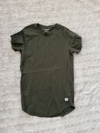 Jack & Jones T-Shirt oliv grün Grösse S guter Zustand