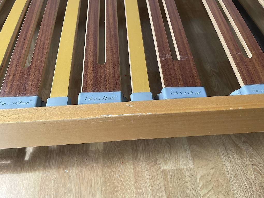 Bico Letti: Bett mit Lattenrost und Matratze – Usato da Gebenstorf venduto da Hhedy 2