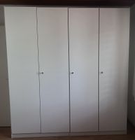 Kleiderschrank