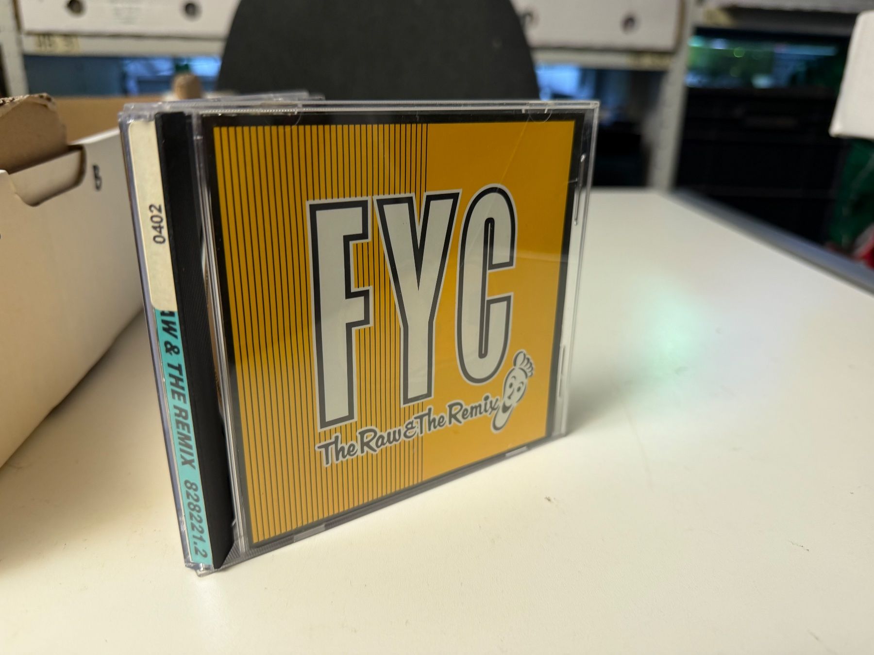CD: FYC - The Raw & The Remix - HD23A – Usato da Küsnacht ZH venduto da swisssales.net 3