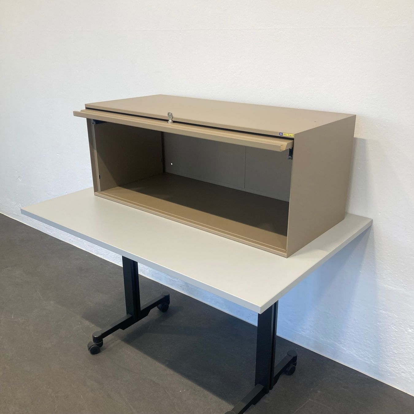Lista Armadi: Lista Office LO Locker Modul Graubeige mit Schlüssel – Usato da Schönenwerd venduto da mcofficeshop 5