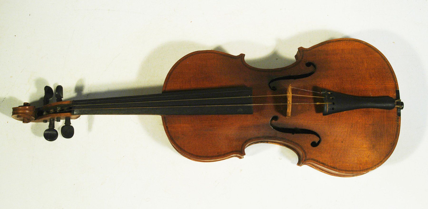 Instruments de musique: Aeltere Geige mit Koffer – D'occasion à Herisau par Wisen 1