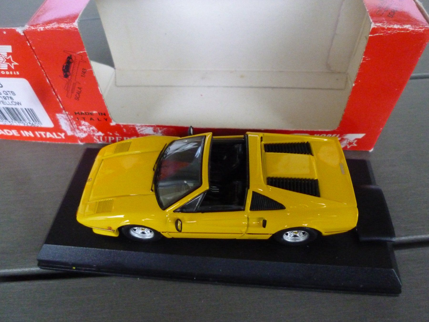 Ferrari Modellini d'auto: Ferrari 308 GTS (Stradale 1978) – Nuovo e nell'imballaggio originale da Flawil venduto da Imperiosud 3