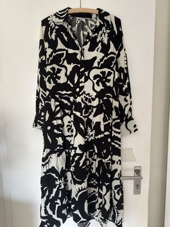 H&M Kleid, Grösse S, Schwarz-Weiss Muster, Top Zustand!