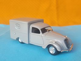 Peugeot 202 fourgonnette Poste Norev 1:43