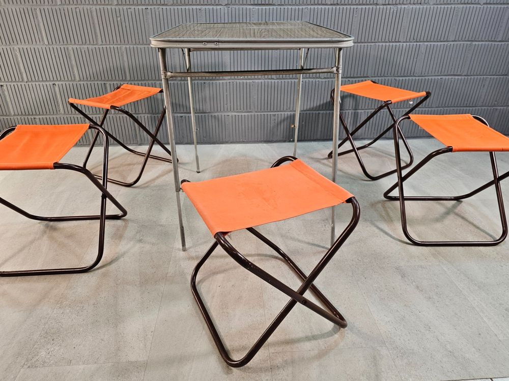 SNZ Campingtisch Set Klappbar Mit 2 Hockern - Outdoor Tisch & Hocker Aus Oxford Nylon, 48x48cm, Tragbar Für Garten & Camping