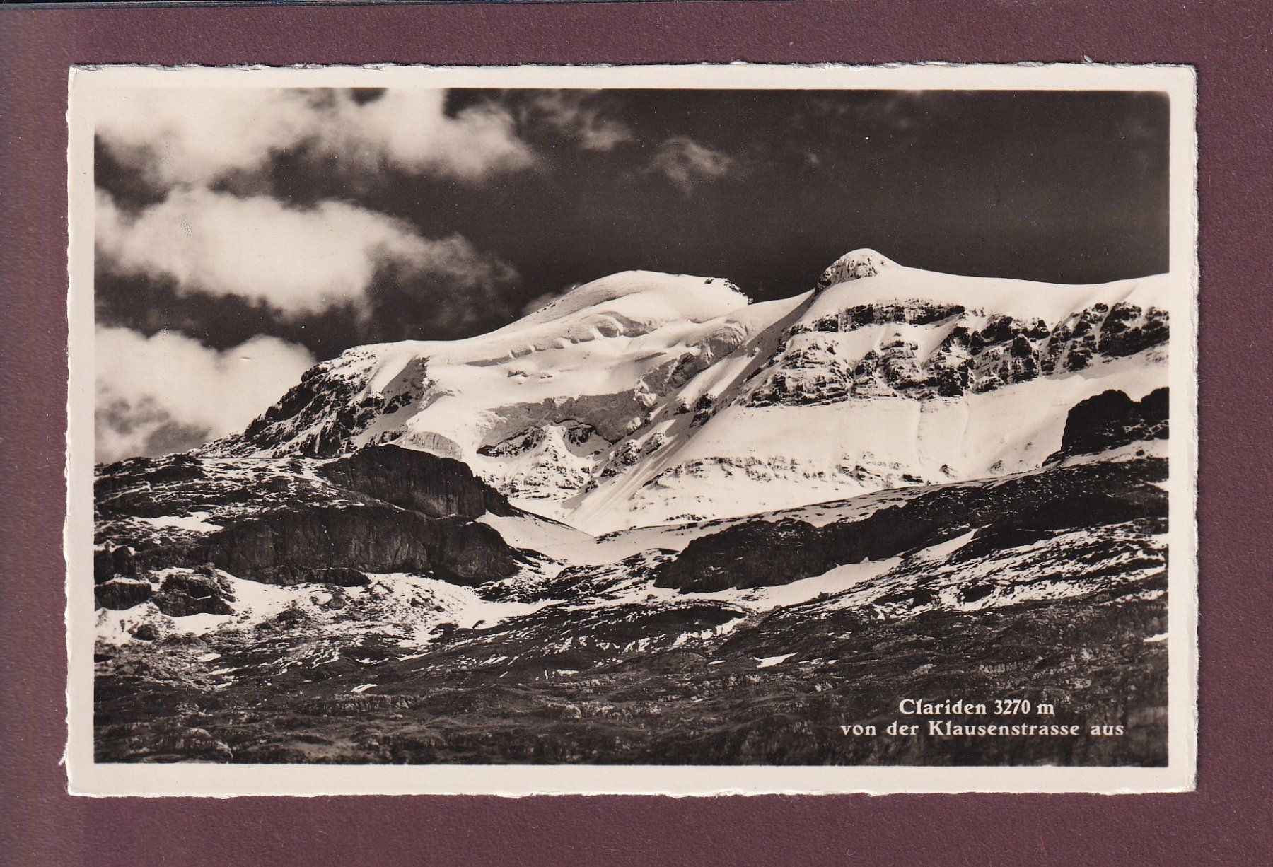 Cartoline postali: CLARIDEN von der Klausenstrasse aus – Usato da Pully venduto da nicecards