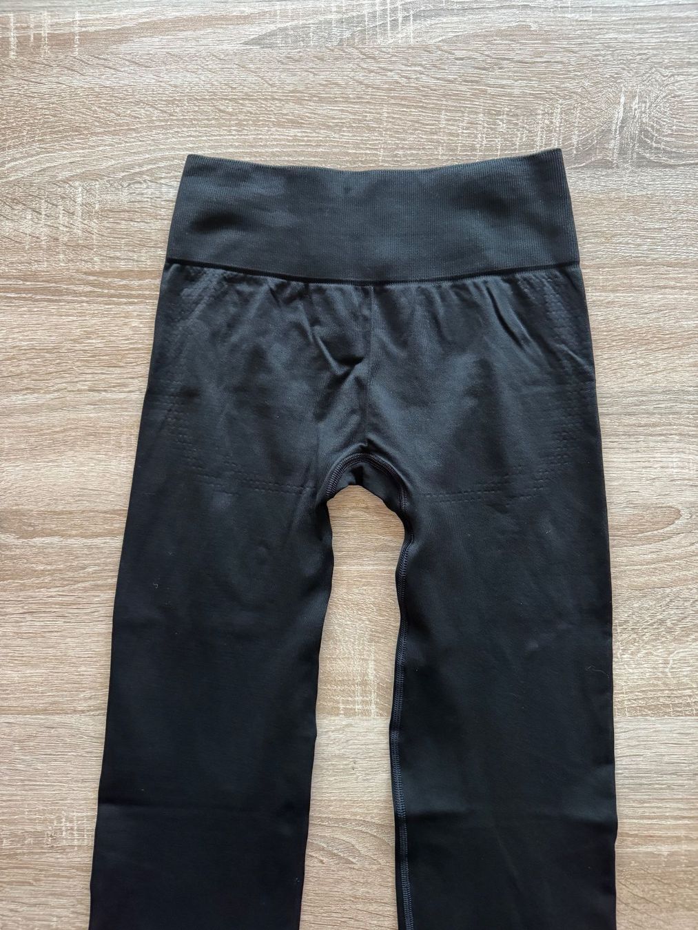 Leggings: Gymshark VITAL SOFT FLARED LEGGINGS - Black S – Nuovo (secondo la descrizione) da Zürich venduto da SNovo 2