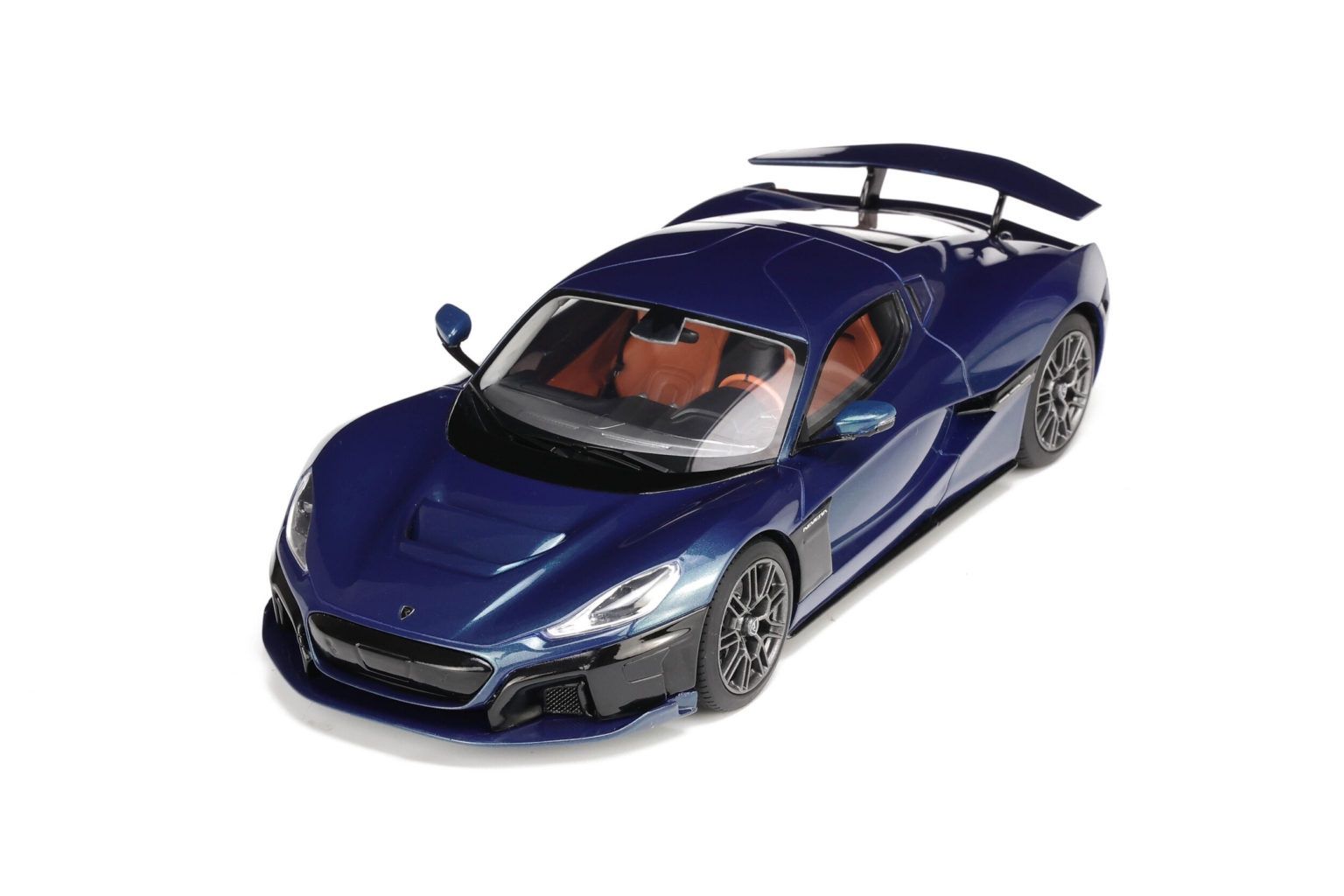 GT Spirit Modellini d'auto: 1:18 Rimac Nevera GT Spirit – Usato da Baar venduto da Cai 5