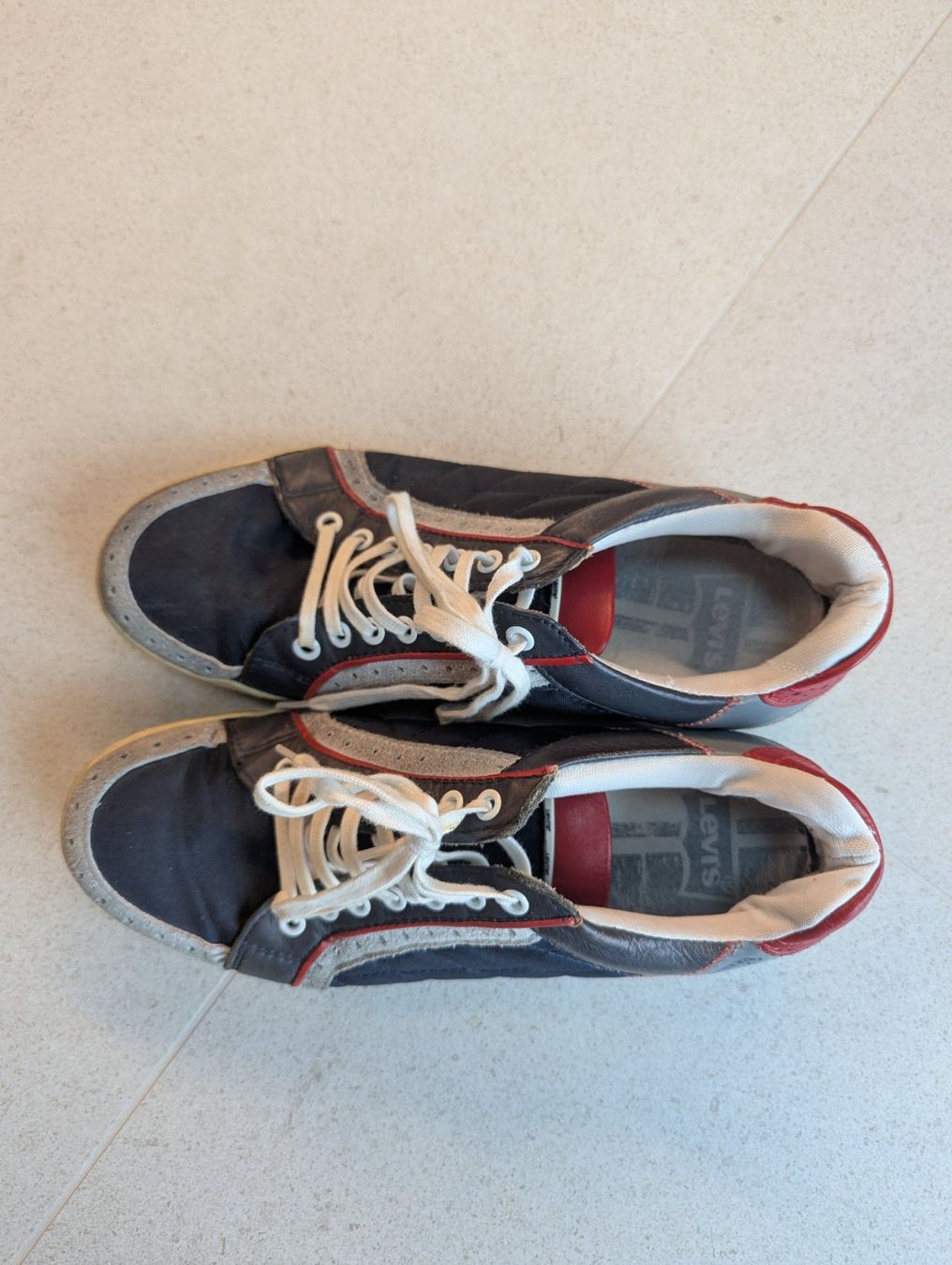 Levi's Chaussures hommes: Levi's Herrenschuhe Gr. 41 – D'occasion à Samstagern par Gc8 2