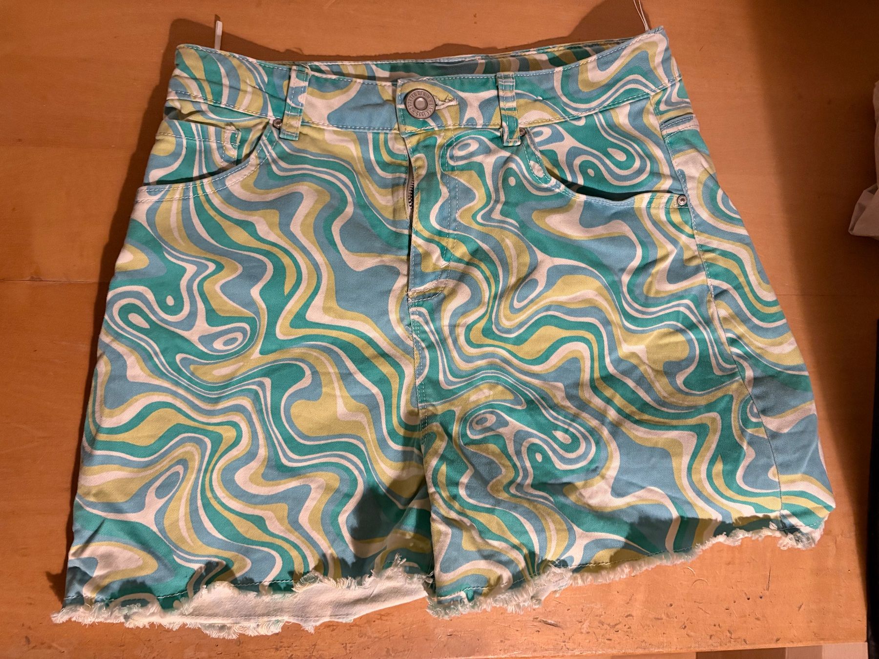 C&A Pantaloni: Kurze Hosen – Usato da Dielsdorf venduto da IrinaAnja