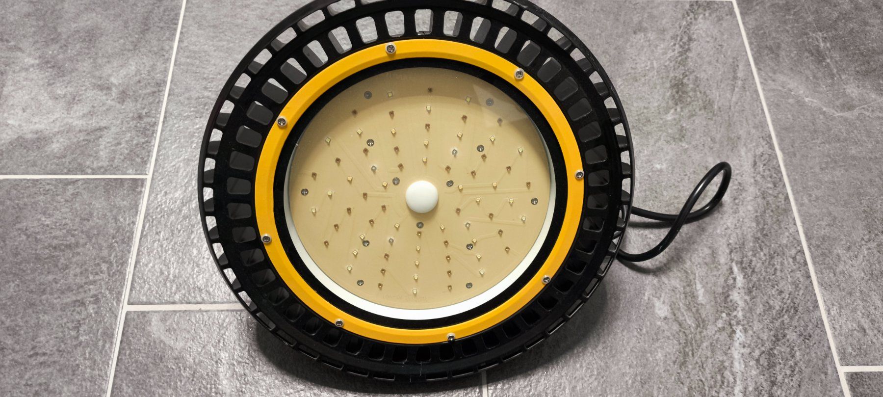 Lampen: ATUM SILENT GROW V2 158W – Gebraucht aus Welschenrohr von Andi82