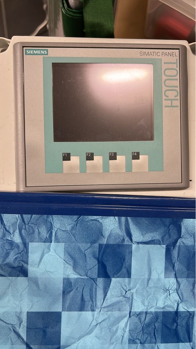 Siemens Sistema di controllo: Simatic Panel Touch KTP400 – Nuovo (secondo la descrizione) da Oberrieden venduto da strickhof