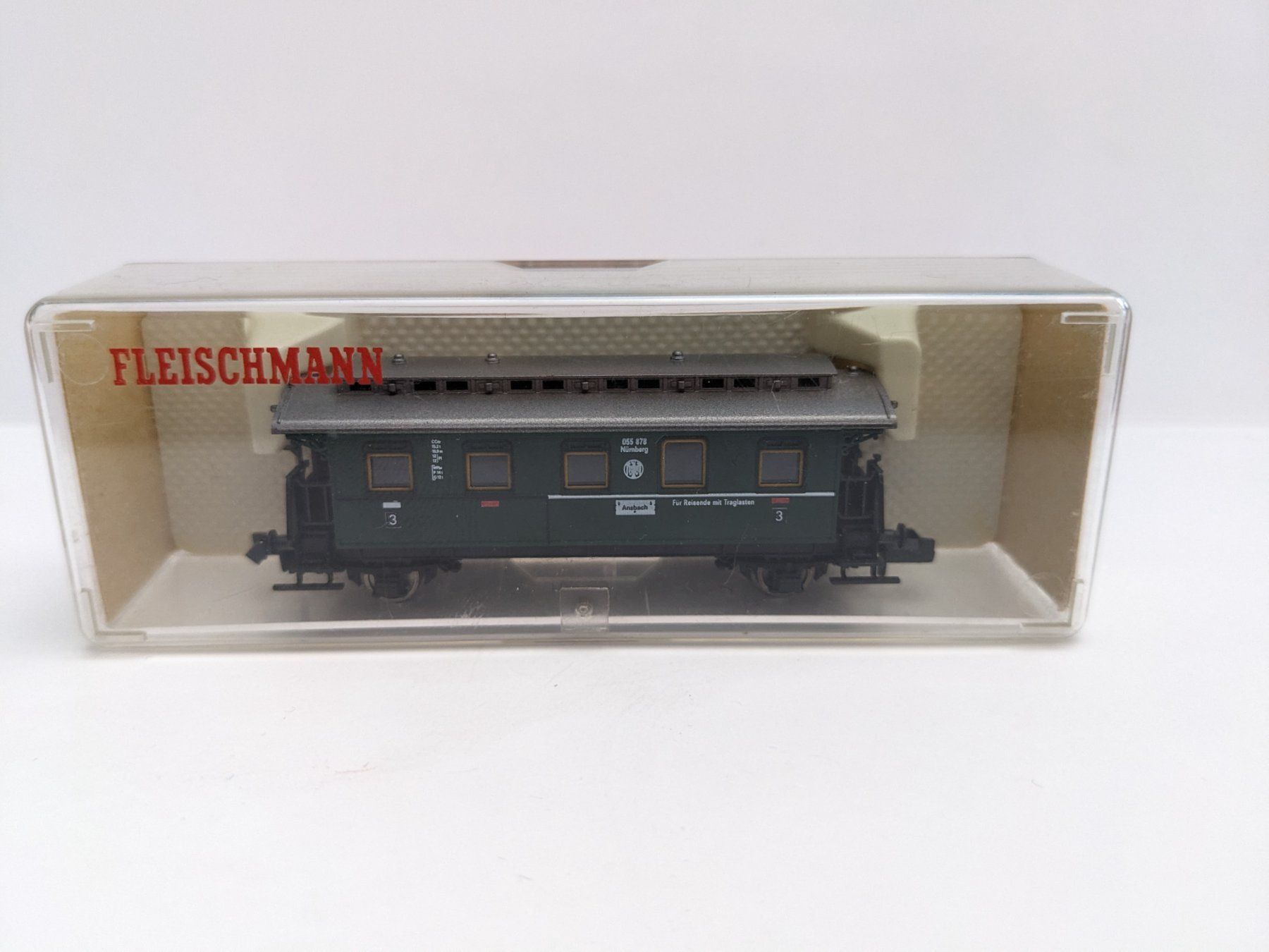 Fleischmann Modelleisenbahnen: Fleischmann Piccolo 8067 Personenwagen N – Gebraucht aus Gland von  7
