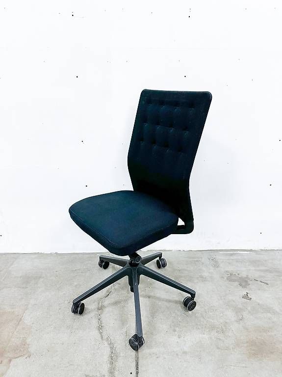Sedie: VITRA ID Trim Schwarz – Usato da Basel venduto da used.