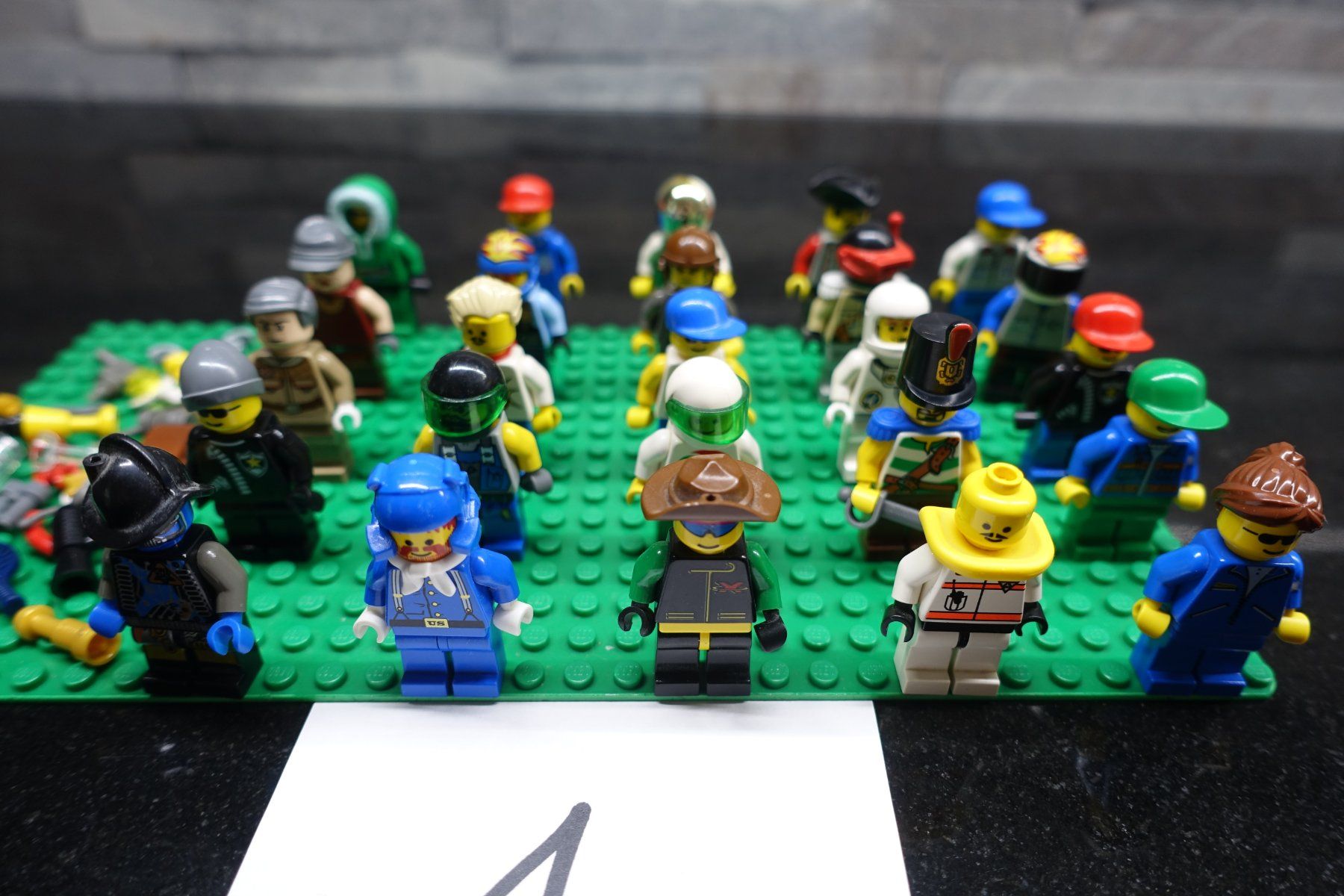 Lego Giocattoli: 25 Stk. div. Legofiguren (1) – Usato da Belp venduto da Mazarron58 2