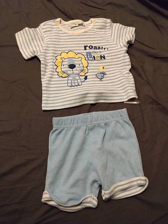 Neues Babykleider Set Grösse 62
