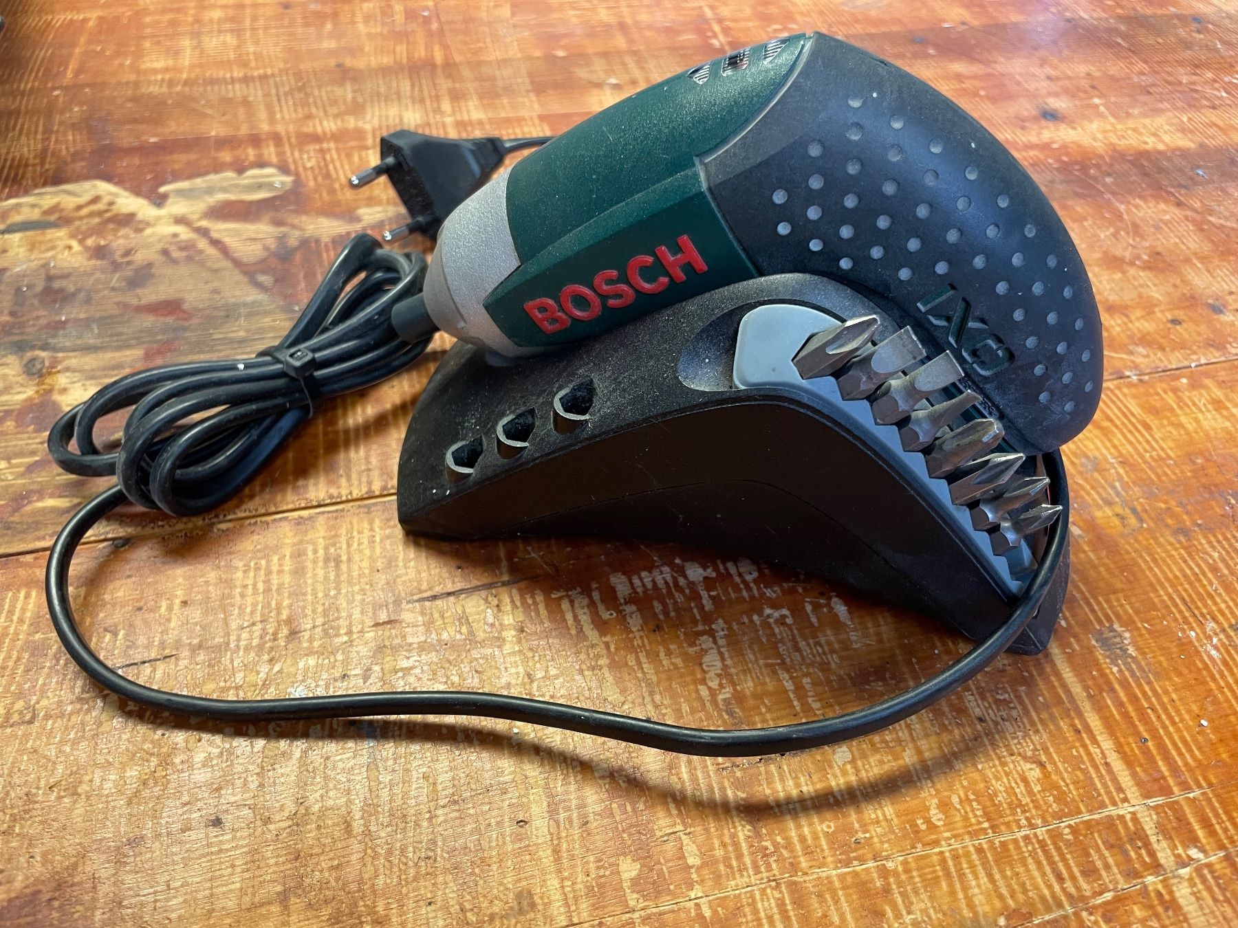 Bosch Tous les outils: Bosch Elektroschrauber, ab Fr. 1.-- – Défectueux à Rafz par stg101