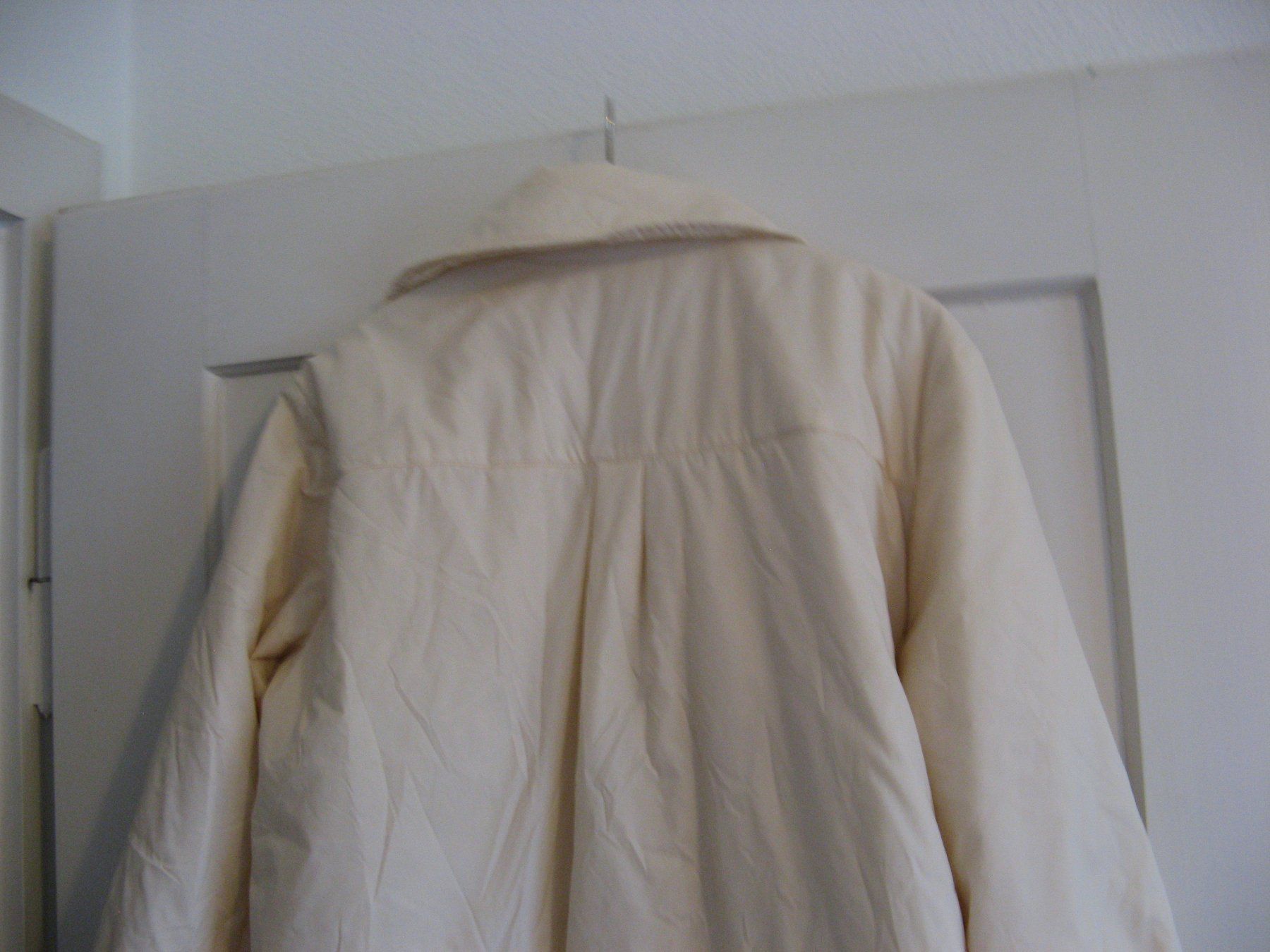 Giacche: eierschalenfarbige leichte Jacke Gr. M second female – Usato da Zürich venduto da apil 5