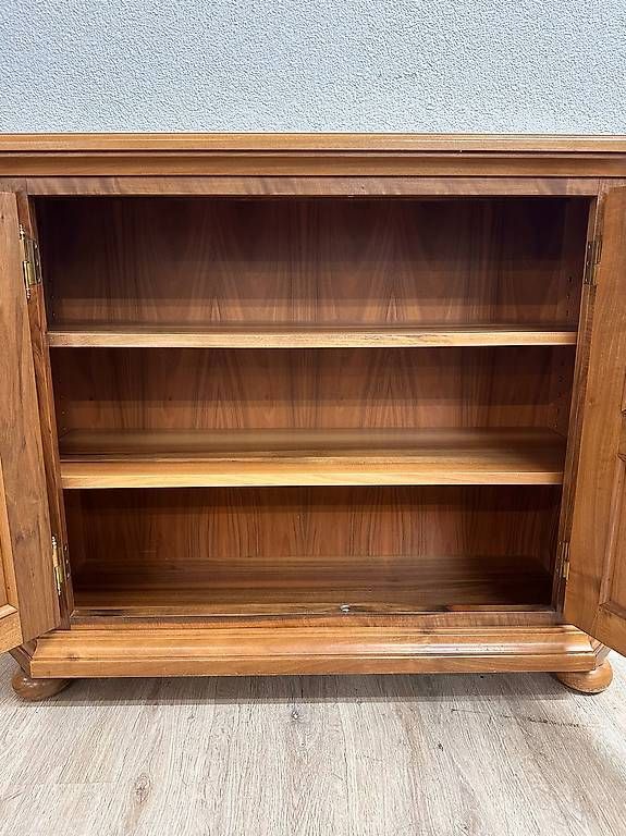 Cassettiere: Vintage Barock Nussbaum Sideboard von Fässler – Usato da Obernau venduto da Arche_Noah_Brocki 5