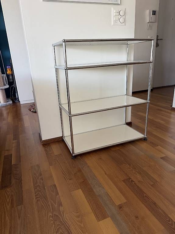 Scaffali: Usm original  – Usato da Kriens venduto da B.Viktoriya
