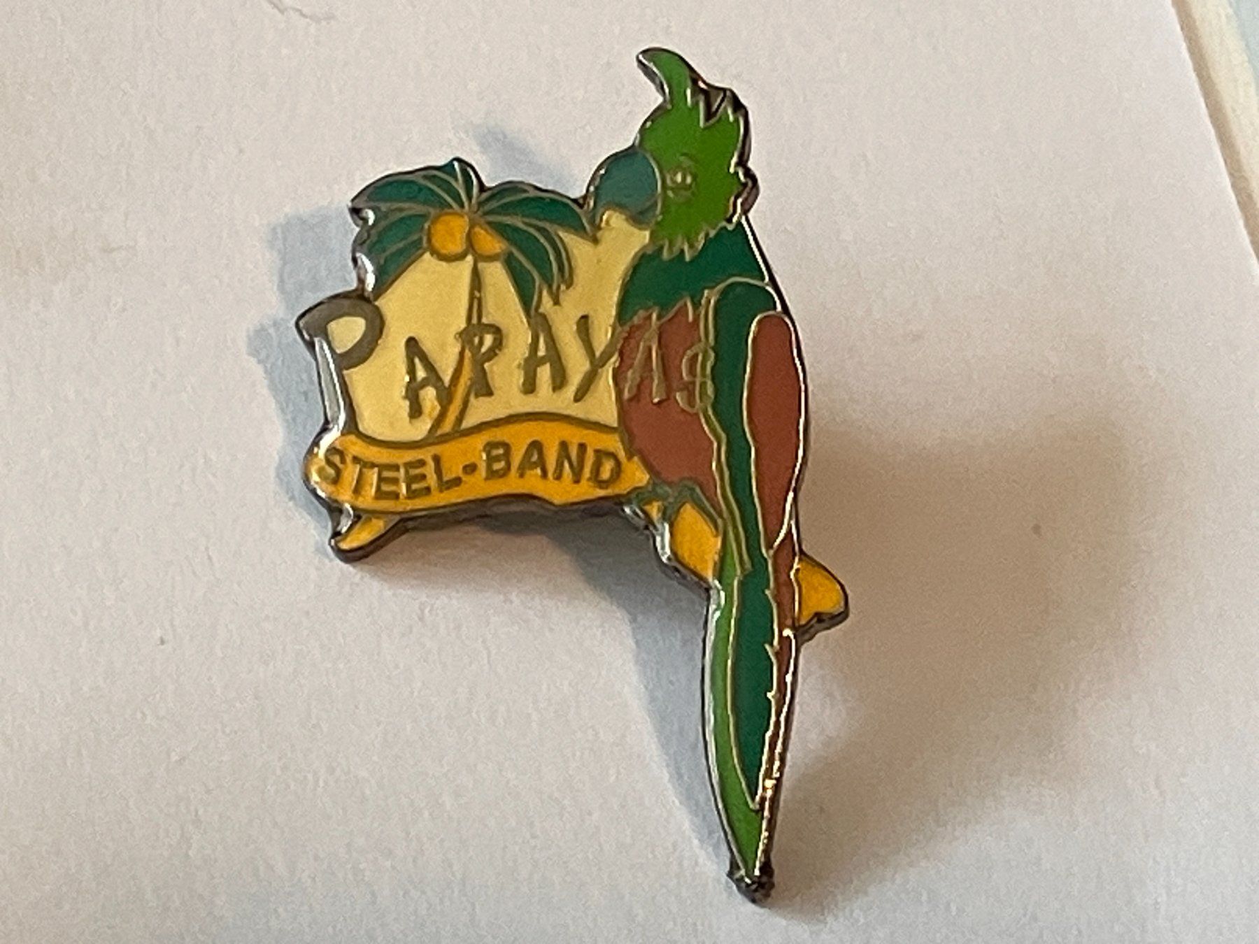 Placchette & Badge: 1 Pin Parayas Steel Band – Usato da Basel venduto da djwwpp